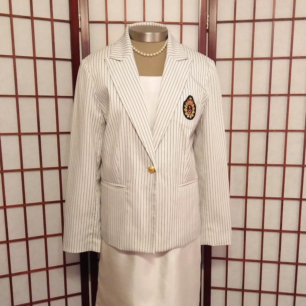 3/$18 CLOSET CLOSING WHITE  BLUE NAUTICAL BLAZER